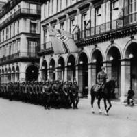 Défilé des soldats allemands rue de Rivoli